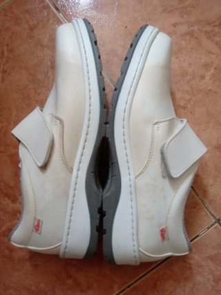 Zapatos blancos de cociner@s marca DIAN ta43