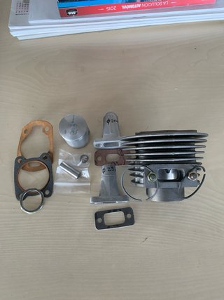 Cilindro y pistón Derbi Antorcha .