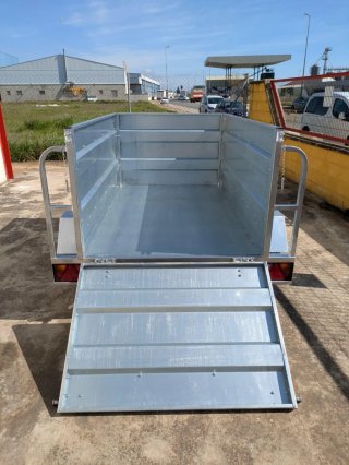 REMOLQUE 2 EJES ACERO INOX BASCULANTE