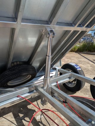 REMOLQUE 2 EJES ACERO INOX BASCULANTE