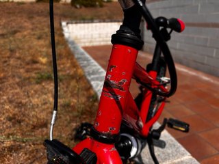 Bicicleta infantil vermella 3-6 anys