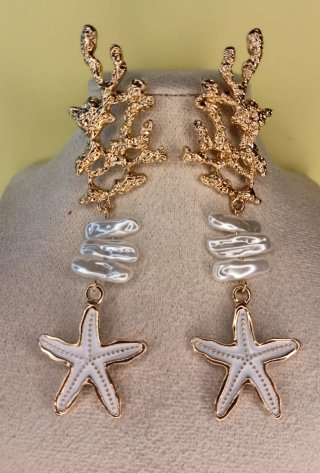 Pendientes largos marinos con perlas y estrellas