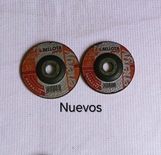 Amoladora 115mm 600W con Accesorios