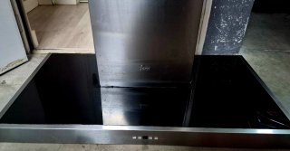 Campana extractora Teka negra y plateada