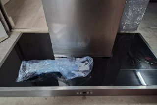 Campana extractora Teka negra y plateada