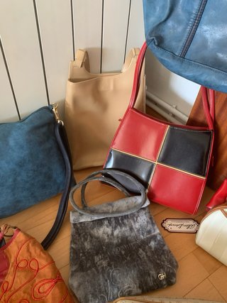Lote de 18 bolsos