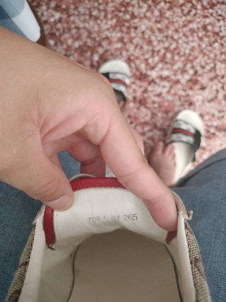 Sneakers Gucci con suola rossa, le migliori in assoluto