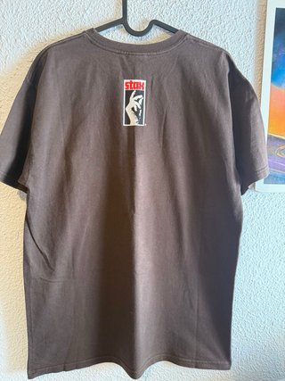 Camiseta Supreme Marrón con Estampado