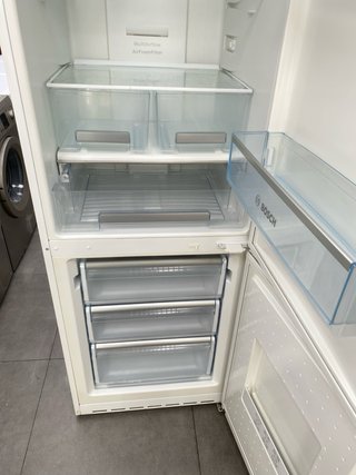 Nevera combi Bosch 185/60cm A+ con garantia envio