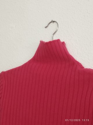 Jersey corto cuello alto mujer