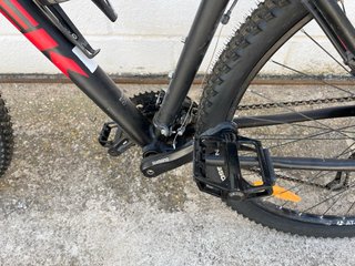Bicicleta Trek Negra y Roja