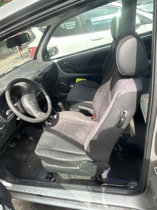 SEAT Arosa 2000