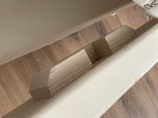 Estructura de Dosel Madera Blanca y Metal Negro