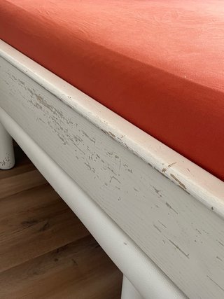 Estructura de Dosel Madera Blanca y Metal Negro