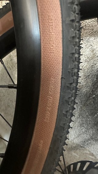 Rodas Gravel Shimano WH-RX810