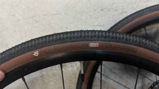 Rodas Gravel Shimano WH-RX810