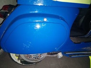 Vespa 75 Junior Azul y Amarillo