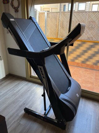 Cinta de correr ZX11 Dual BH Fitness negra