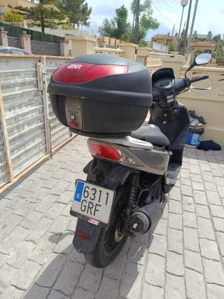 Kymco Agility City 125cc Scooter