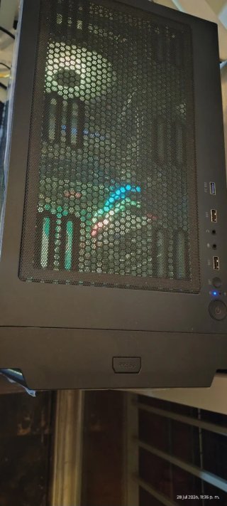 PC Ryzen 7 24GB RAM 1TB NVMe RX 590 8GB