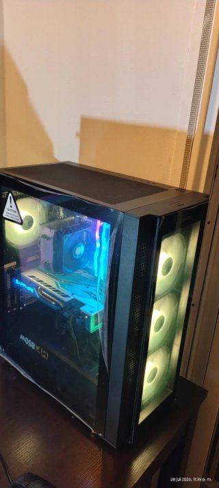 PC Ryzen 7 24GB RAM 1TB NVMe RX 590 8GB