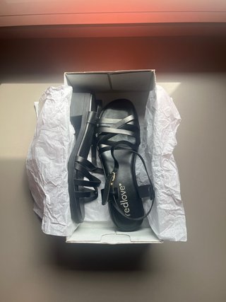 Sandalias negras Redlove