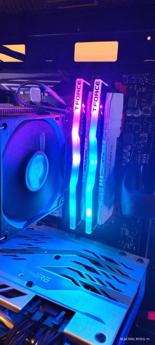 PC Ryzen 7 24GB RAM 1TB NVMe RX 590 8GB