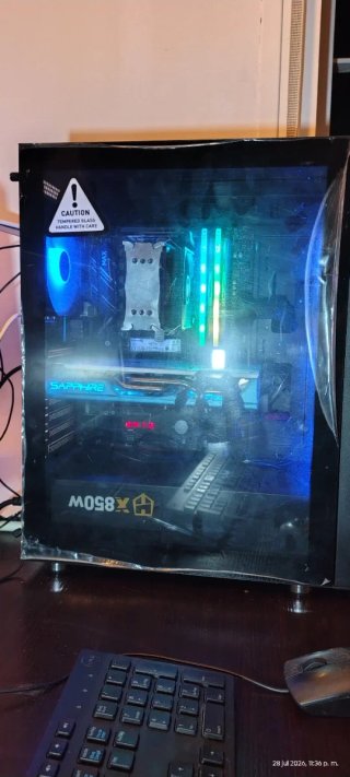 PC Ryzen 7 24GB RAM 1TB NVMe RX 590 8GB