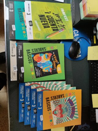 Gijón Colegio Montedeva Libros 3° primaria