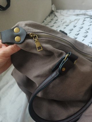 Bolso de lona marrón