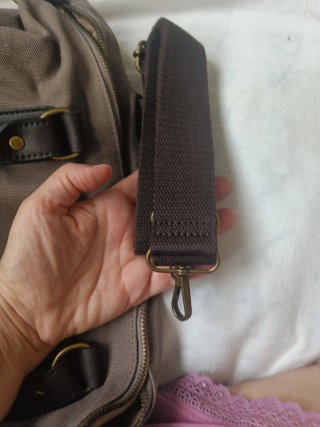 Bolso de lona marrón