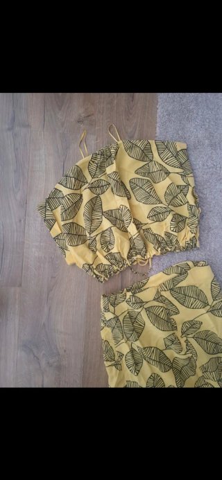 Conjunto Zara Falda y Top Estampado Hojas