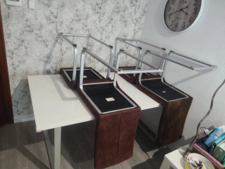 Mesa comedor blanca con 4 sillas