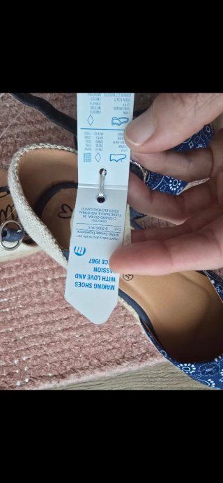 Zapatillas Mustang Esparto Talla 36. Nuevas