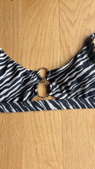 Bikini estampado cebra talla S/ M “Hunkemoller”
