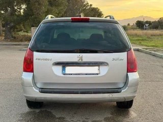Peugeot 307 (7plazas) Diesel
