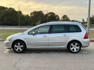 Peugeot 307 (7plazas) Diesel