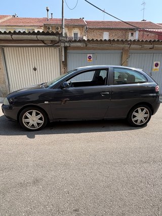 SEAT Ibiza 2004