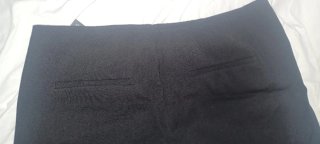 Pantalón Capri Massimo Dutti Negro Botones