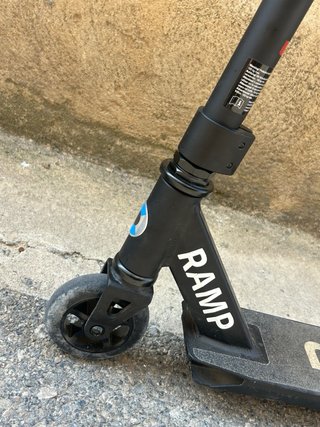 Patinete Micro RAMP negro