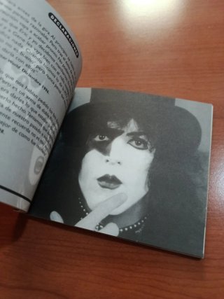 Libro KISS de David Muñoz - La Máscara