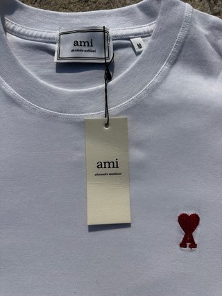 T-Shirt Ami Paris Branca Nova
