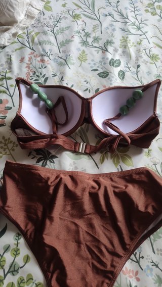 Bikini marrón sin estrenar