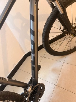 Bicicleta de Montaña Scott Gris