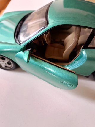 Maqueta Porsche Verde escucho ofertas