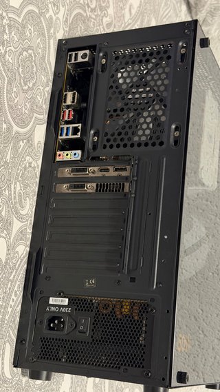 Mars Gaming PC Negro