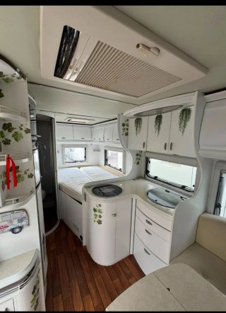 Autocaravana perfilada hobby siesta 600.