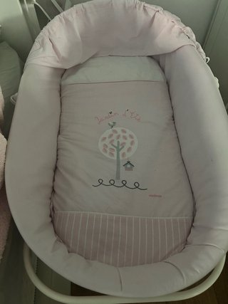 Moisés para bebé rosa