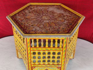Mesa Hexagonal Marroquí Vintage Madera