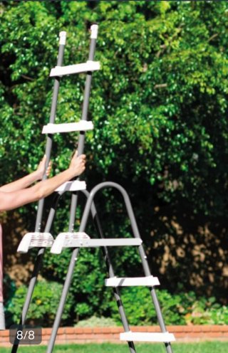 Escalera Intex NUEVA